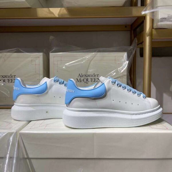 Alexander McQueen 54