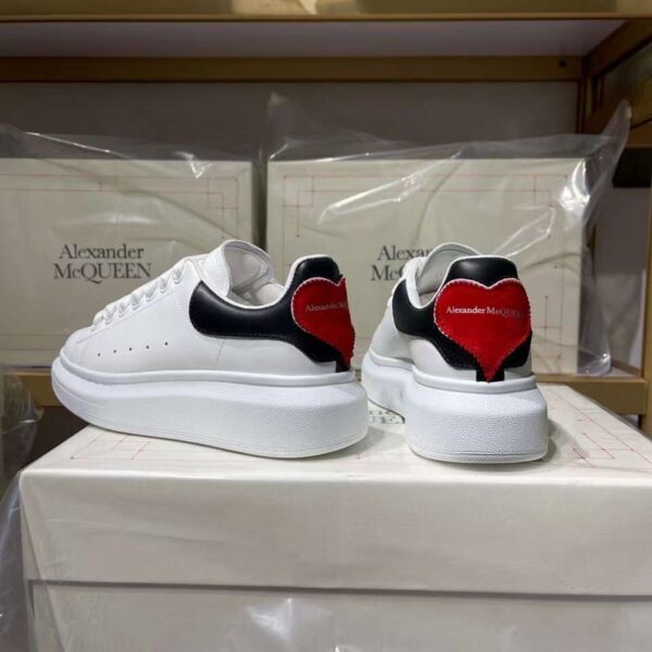 Alexander McQueen 58