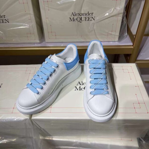 Alexander McQueen 54