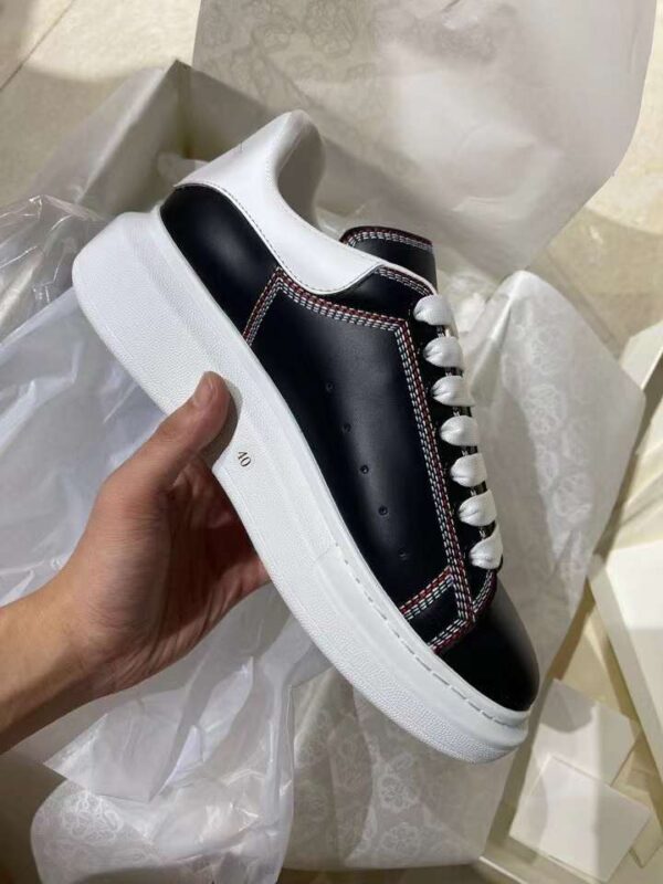 Alexander McQueen 31