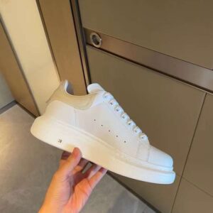 Alexander McQueen 41