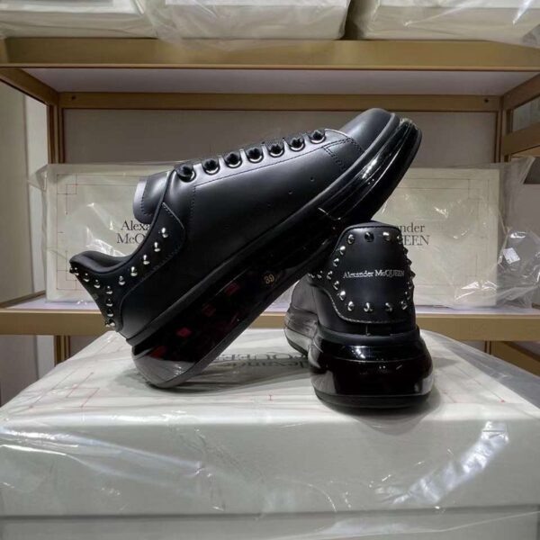 Alexander McQueen 40