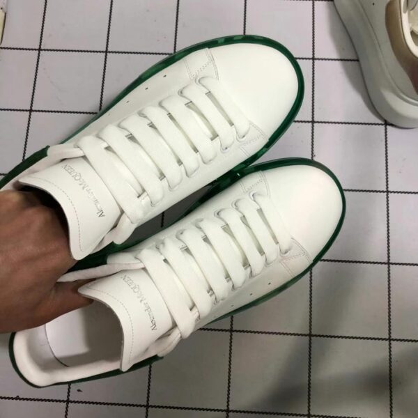 Alexander McQueen 45